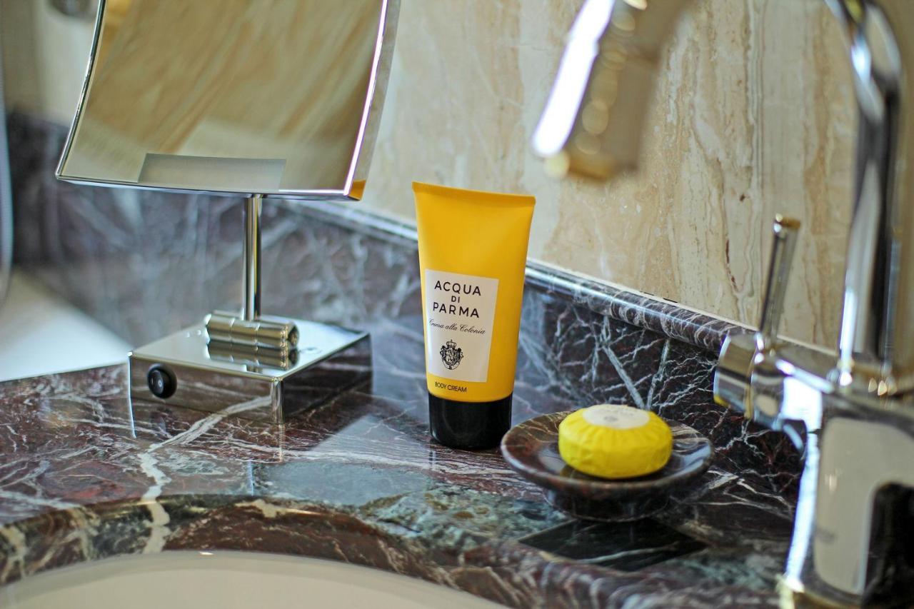 比什凯克猎户座酒店 外观 照片 Acqua di Parma products