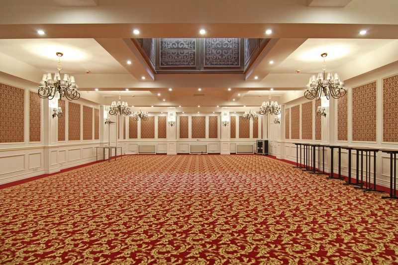 比什凯克猎户座酒店 外观 照片 The ballroom at the hotel