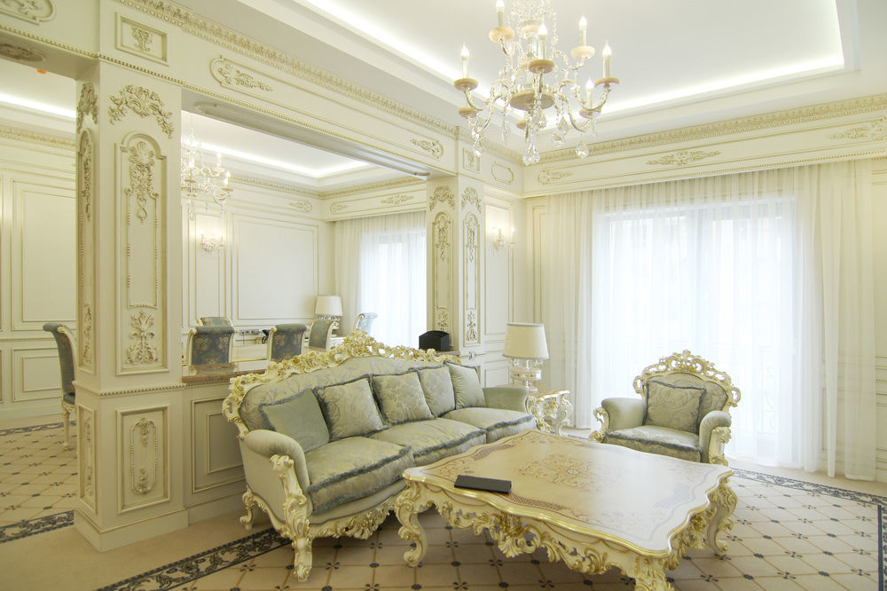 比什凯克猎户座酒店 外观 照片 A living room in the style of Rococo