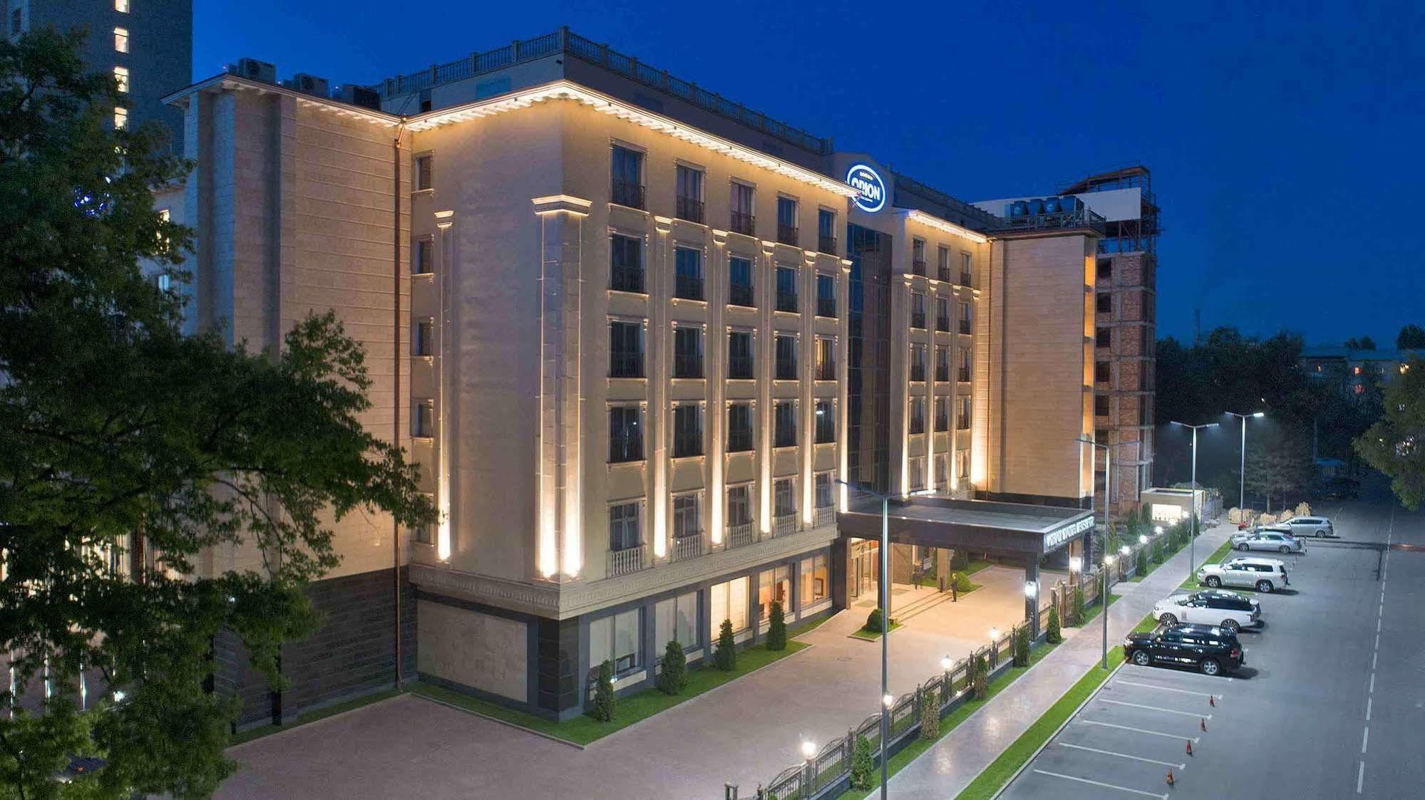 比什凯克猎户座酒店 外观 照片 Hilton Prague